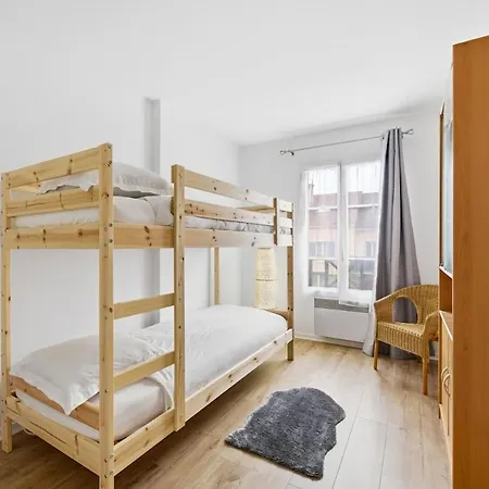 Charming - 10 Min From 6p Apartamento *