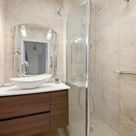 Apartamento Charming - 10 Min From 6p